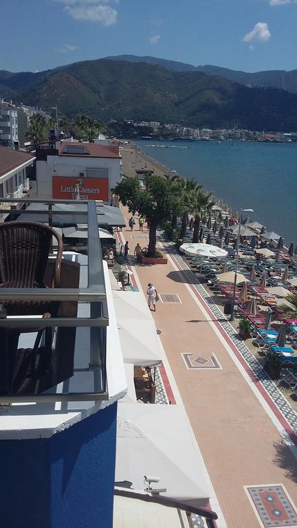 George & Dragon Beach Hotel 马尔马里斯 外观 照片