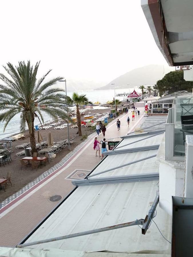 George & Dragon Beach Hotel 马尔马里斯 外观 照片