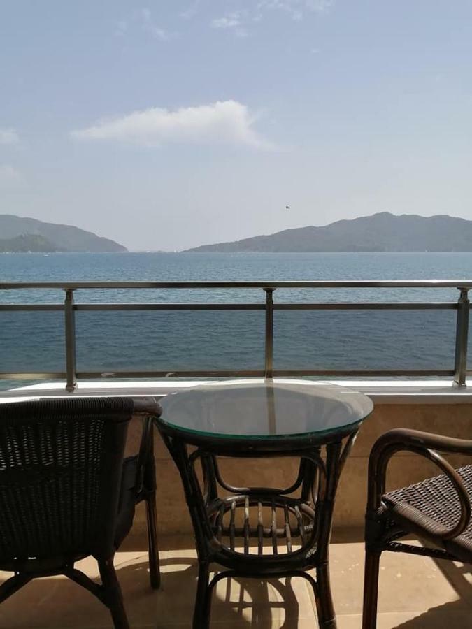 George & Dragon Beach Hotel 马尔马里斯 外观 照片